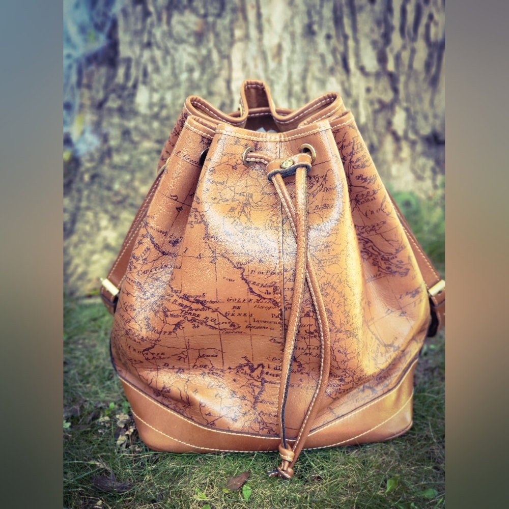 PATRICIA NASH WHIMSLOW DRAWSTRING CROSSBODY!